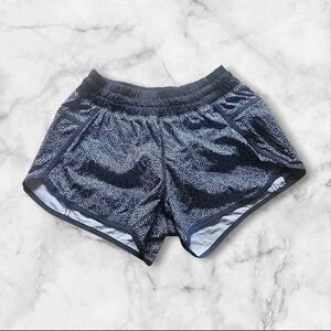 Lululemon Size 6 Tracker Shorts